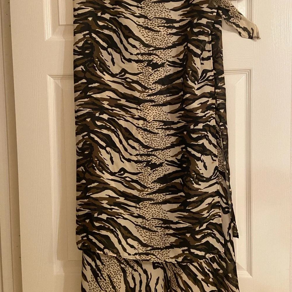 ABSTRACT PRINT SKIRT - Picture 7 of 10